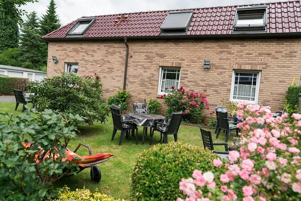 City Hotel Hilden-1
