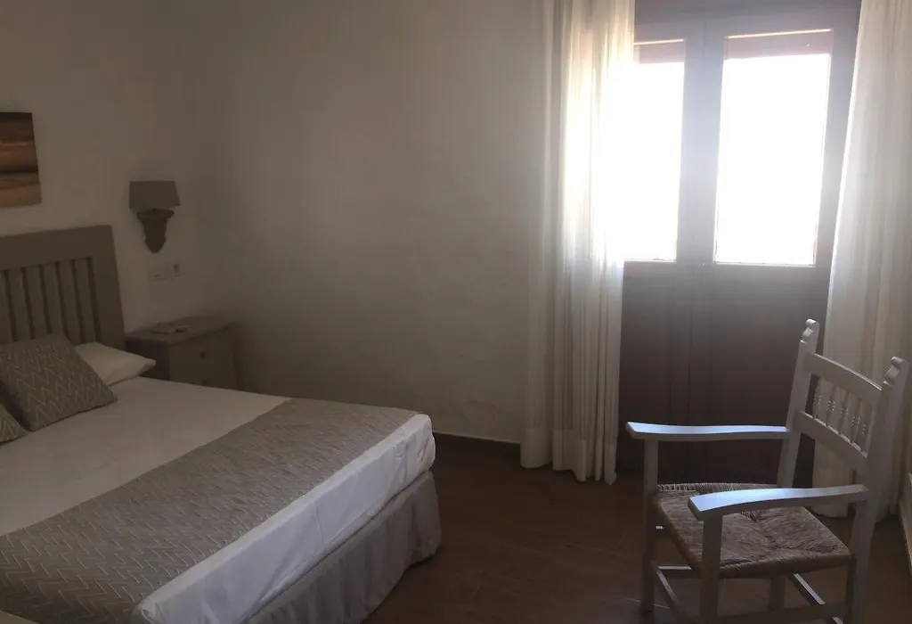 Hotel Almadrabeta-1