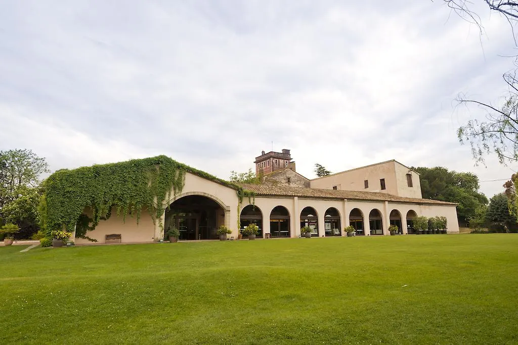 La Mola Hotel & Conference Center-1