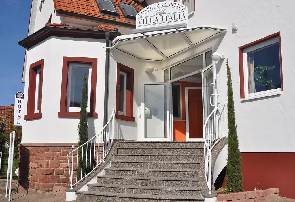 Häuser der Villa Italia-1