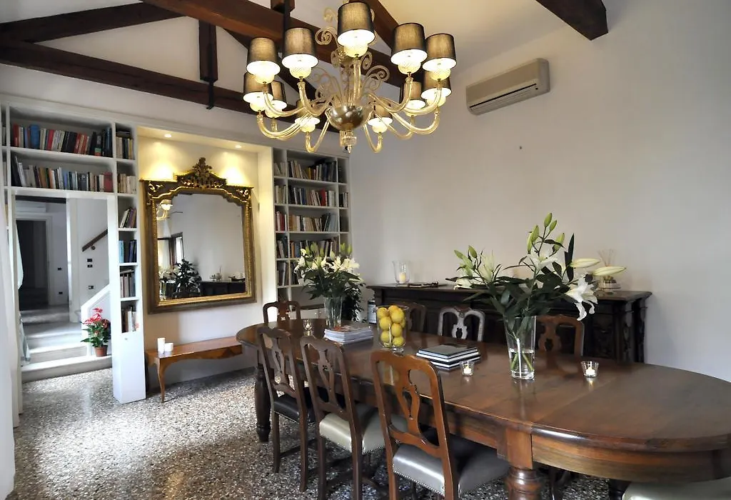 Casa Colleoni-1
