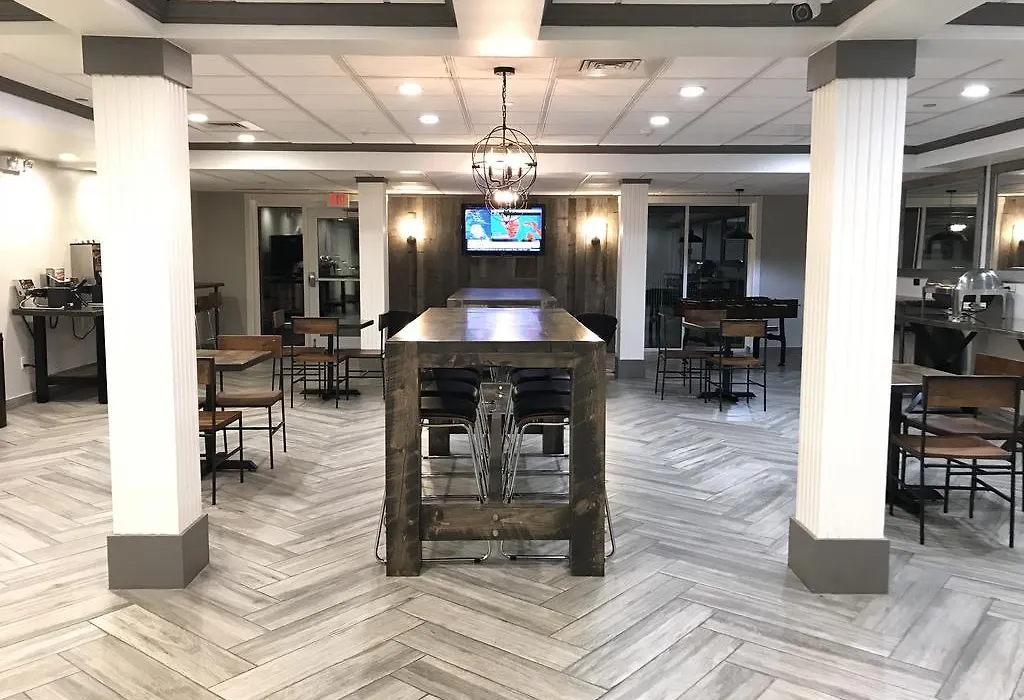 Cresthill Suites Suny University Albany-1