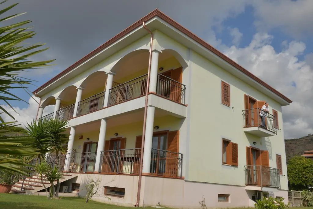 Larus Hotel-1