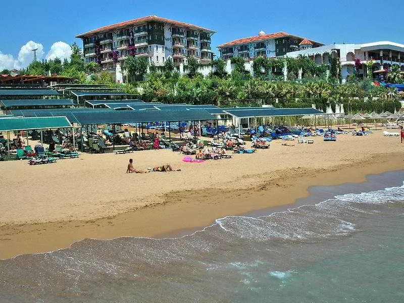 Club Side Coast Hotel-1