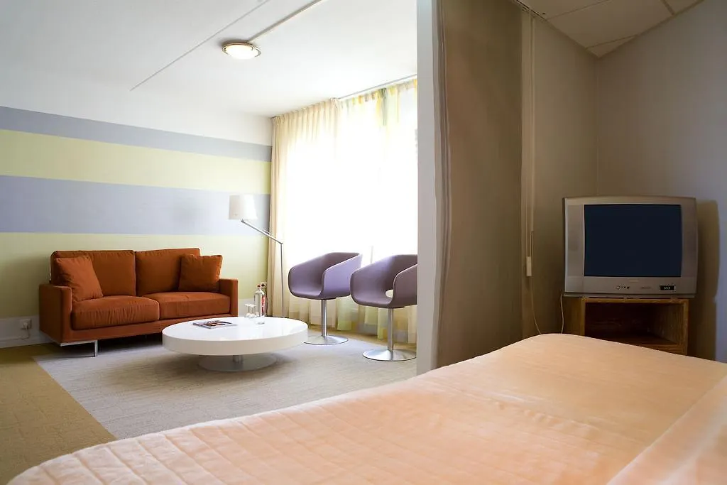 Fletcher Hotel Carlton-1