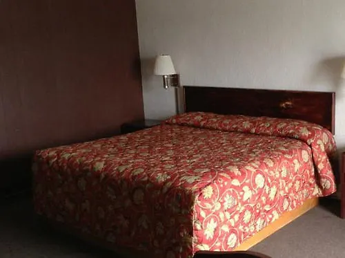 Economy Inn Hot Springs-1
