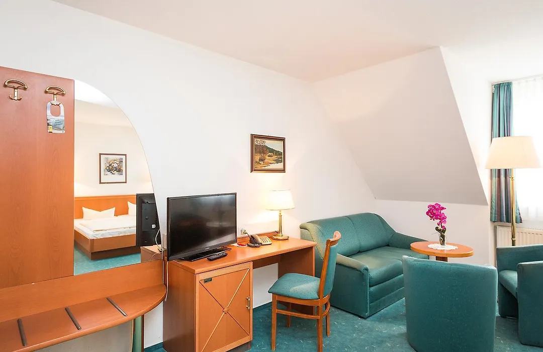 Hotel Stadt Waren-1