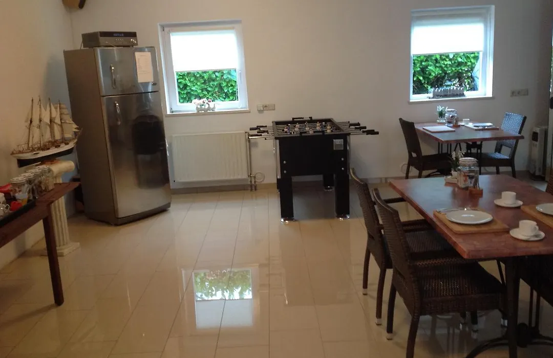 B&B Het Witte Huis-1