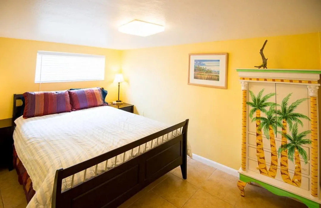 The Sea Gypsy Inn-1