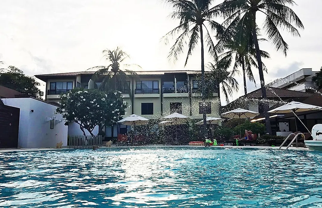 Iyara Beach Hotel And Plaza-1