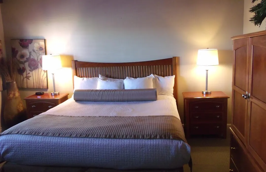 Econo Lodge Inn & Suites Vernal Near Dinosaur Monument-1