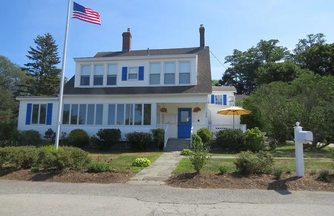 Blue Shutters Inn Carriage House Studios-1