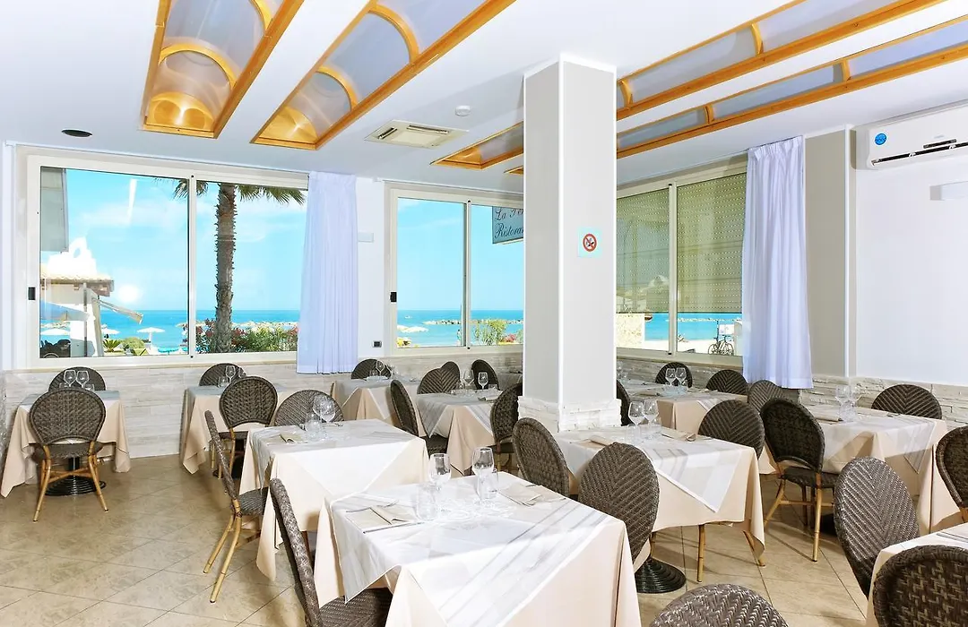 Hotel La Perla-1