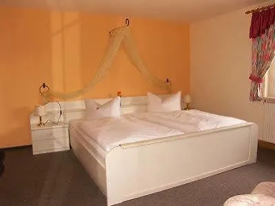 Hotel Am Galgenberg-1