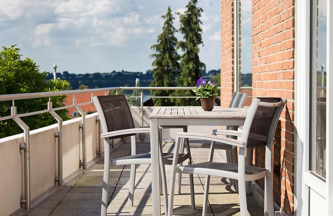 Hotel Seeblick Garni-1