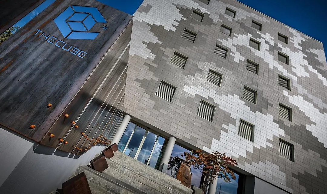 Hotel The Cube-1