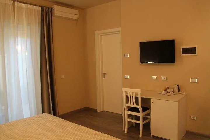 Il Viale b&b-1