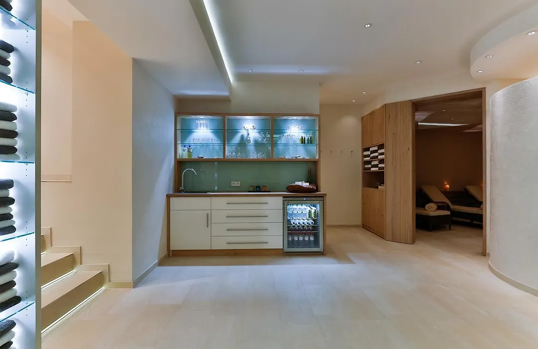Hotel Uthland-1