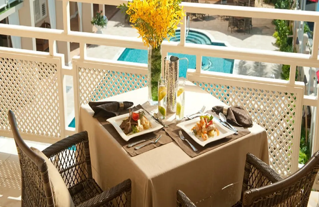 Sandals Inn All Inclusive - Couples Only (Adults Only)-1