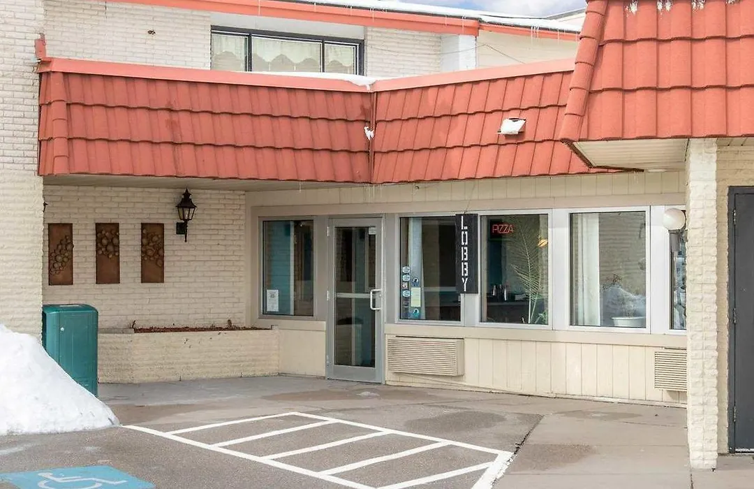 Regency Inn And Suites-1