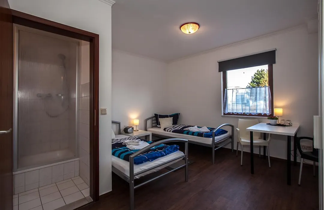 Pension ,,Vier Tore-1
