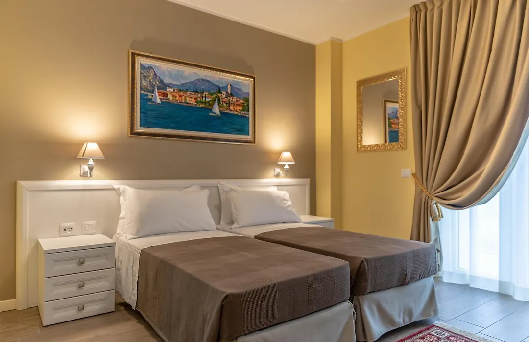 Villa Luisa Rooms And Breakfast-1