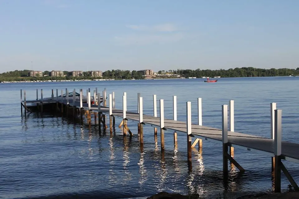 Okoboji Commons Hotel-1
