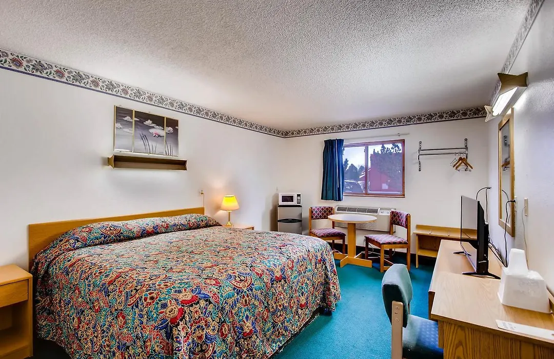 Motel 9-1