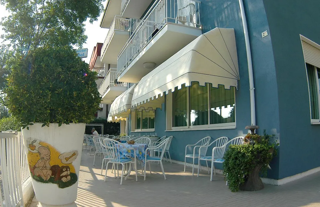 Piccolo Hotel Ariston-1