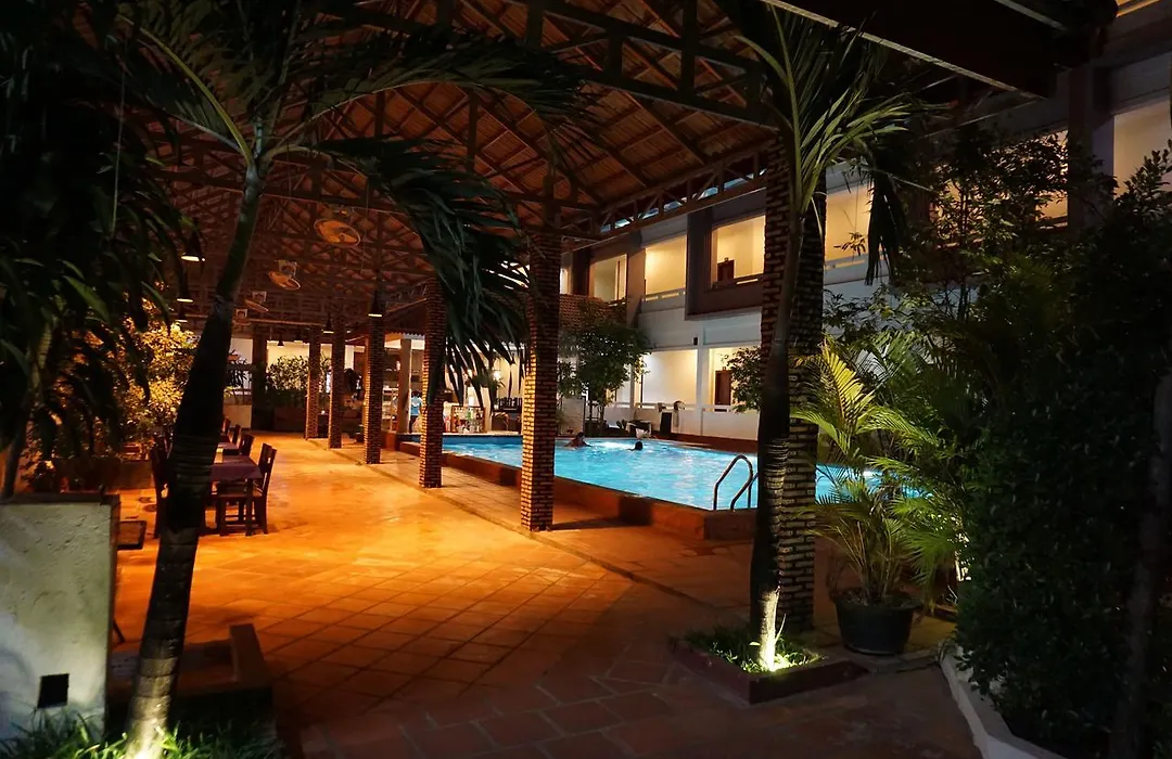 Sihanoukville Plaza Hotel-1