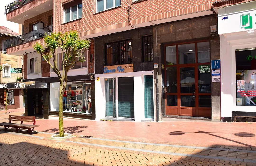Maite Urban Dreams-1