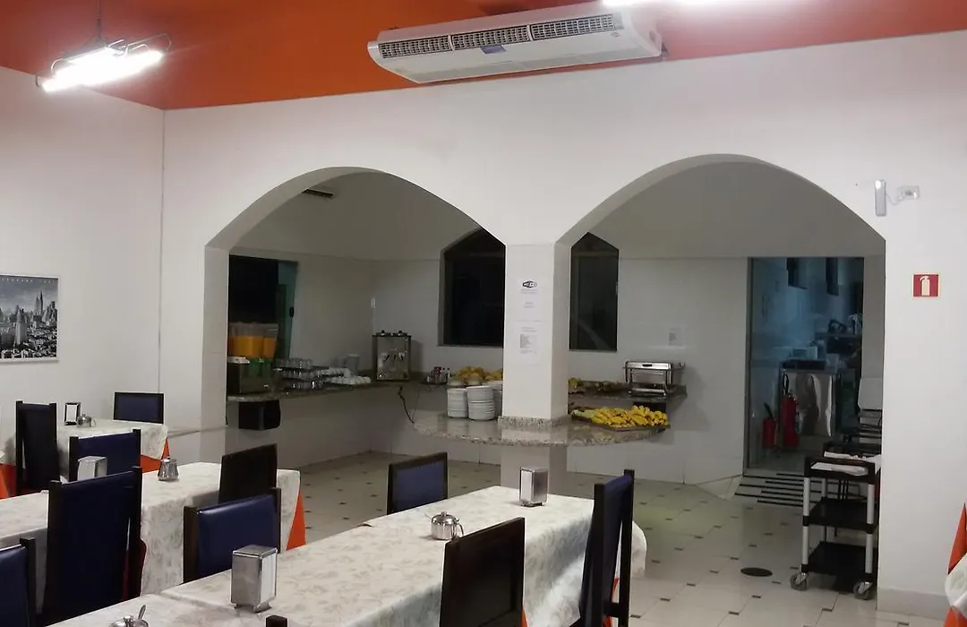 Hotel Indaiá-1