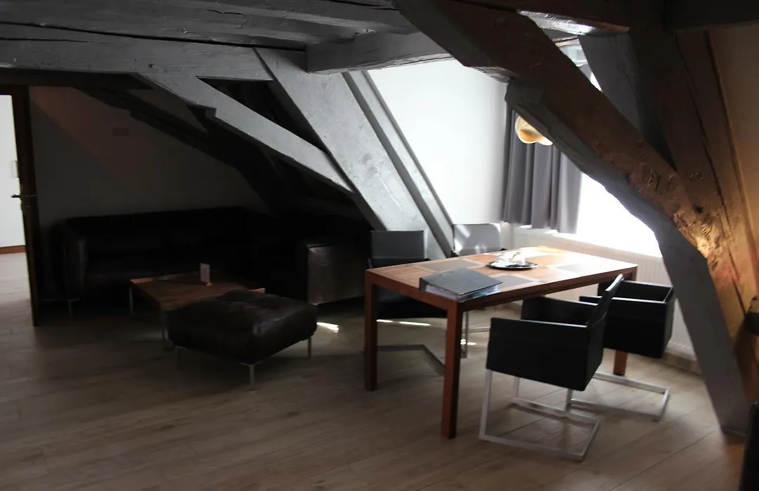 Hotel Schmales Haus-1