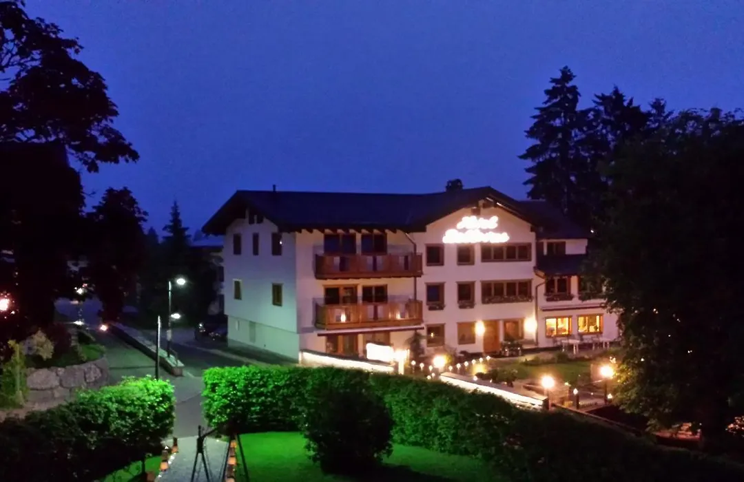 Hotel Bellevue-1