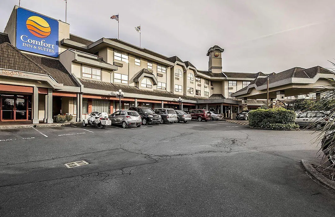 Comfort Inn & Suites Victoria-1