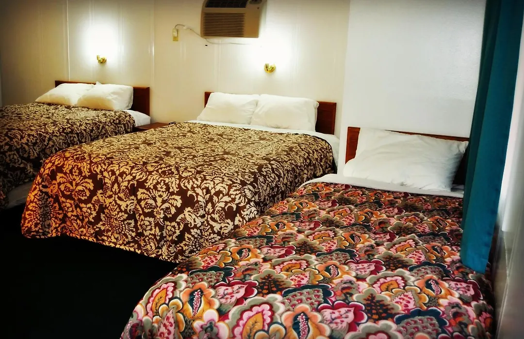 Town House Motel-1