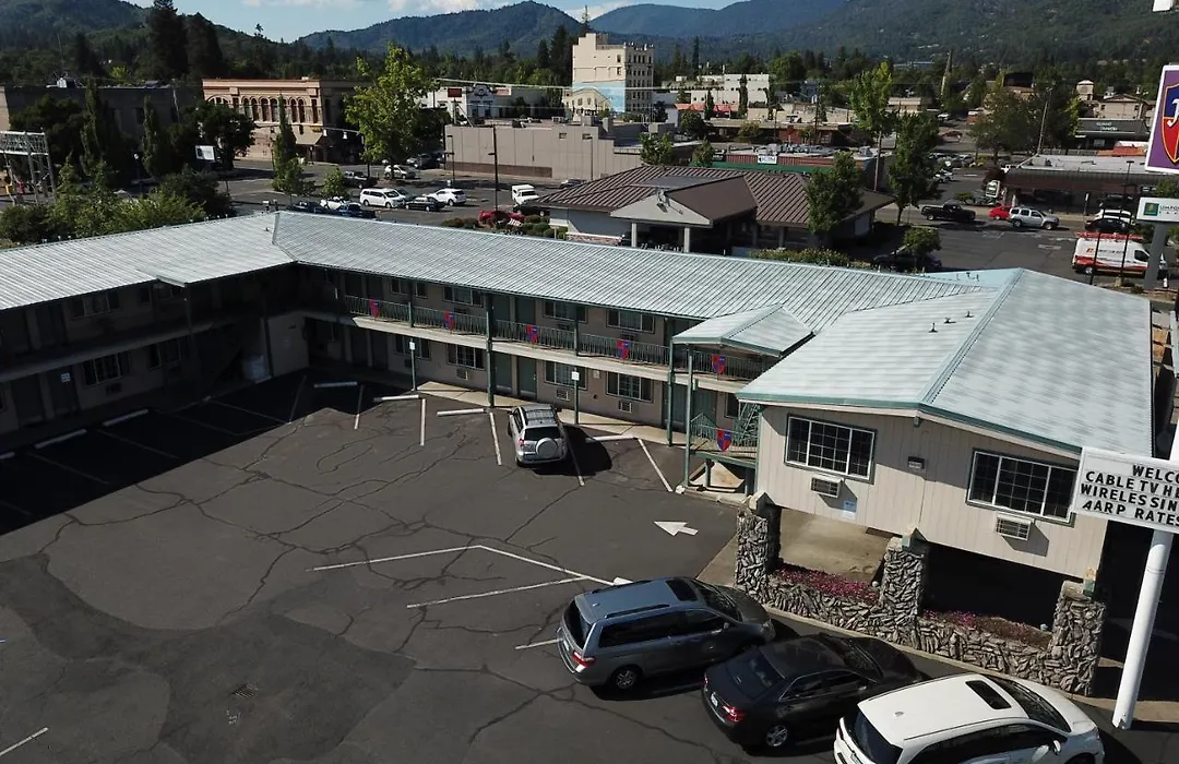 Knights Inn Motel-1
