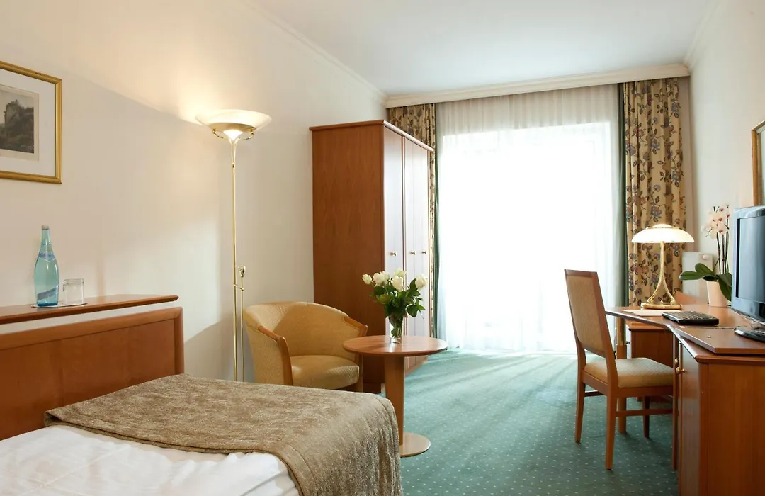 Hotel Warmbaderhof-1