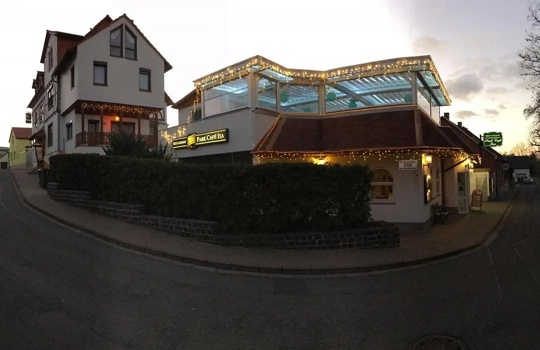 Hotel & Restaurant Park Cafe Isa-1