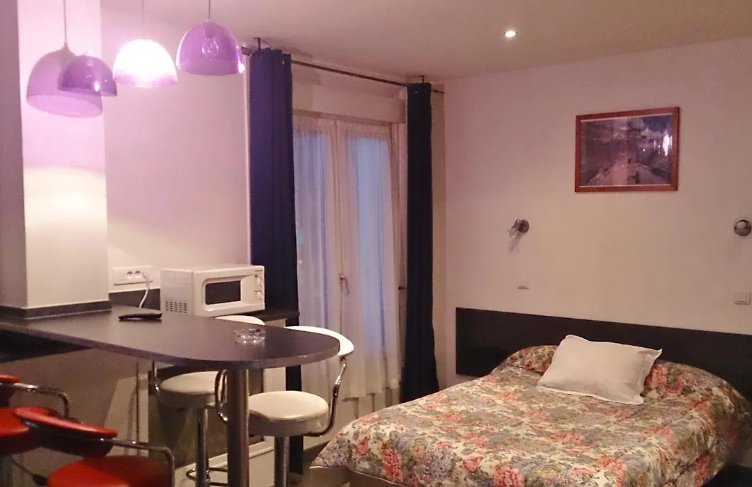 Hôtel Moderne-1