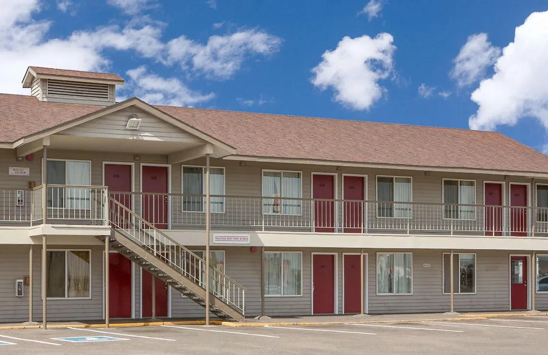 Knights Inn Pasco-1