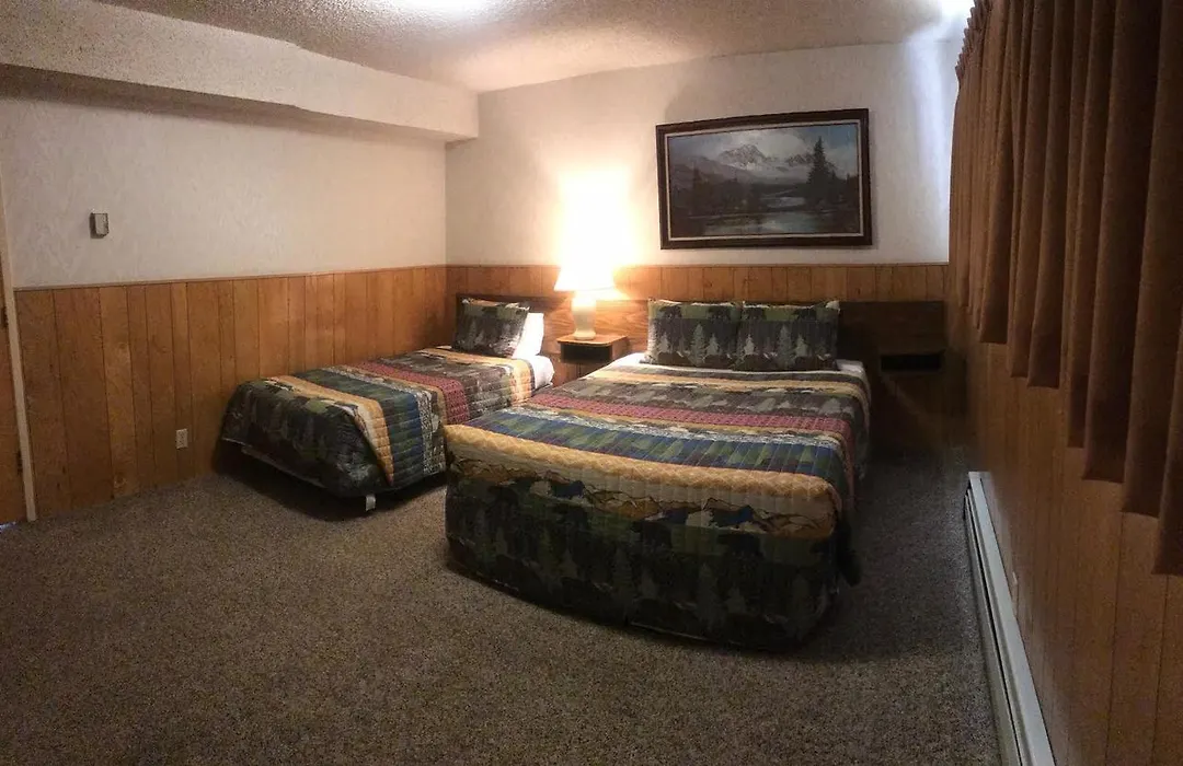 Boulder Lodge-1