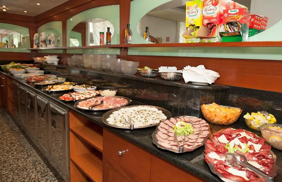Hotel Elpiro-1