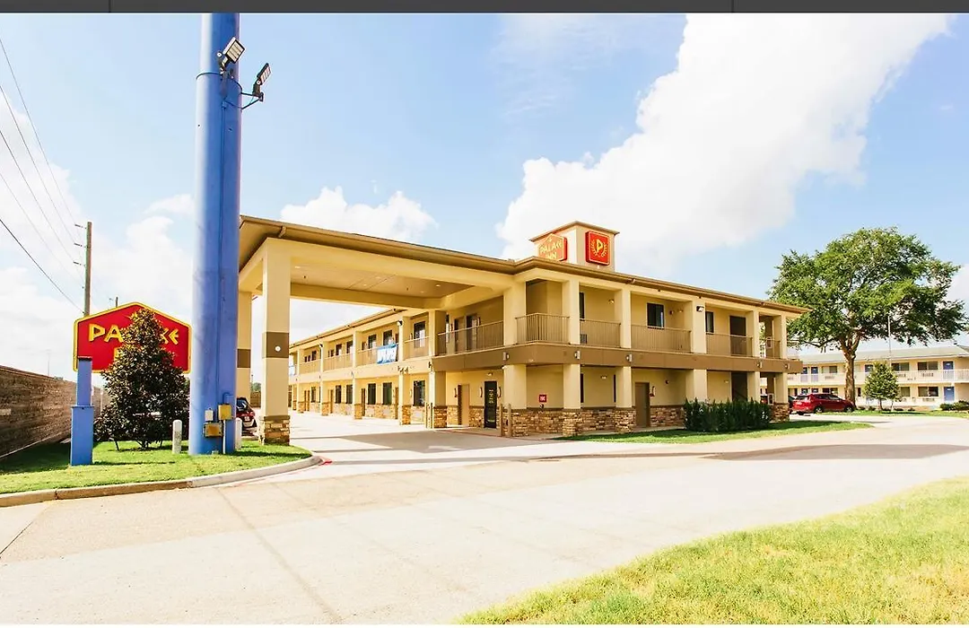 Palace Inn-1