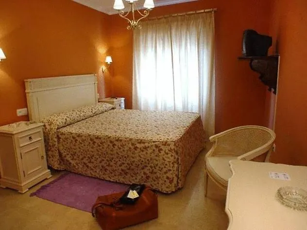 Hostal Emilia-1