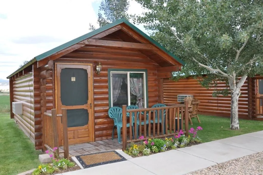 Bryce Country Cabins-1