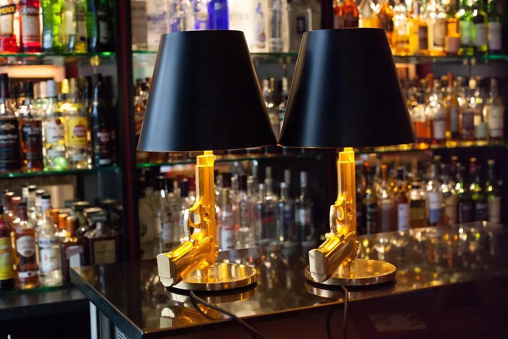 Avidon Art & Design Hotel-1