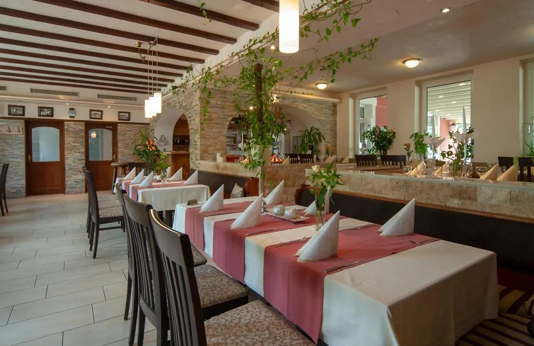 Hotel Gasthaus zum Zecher-1