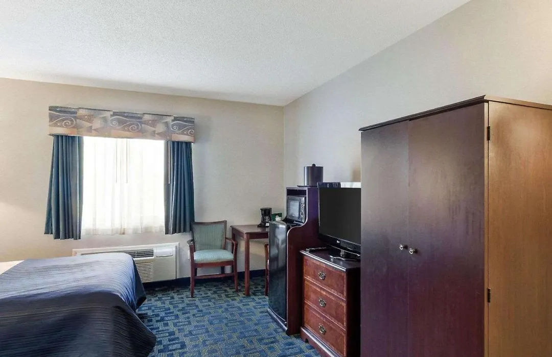 Quality Inn Marlborough-1