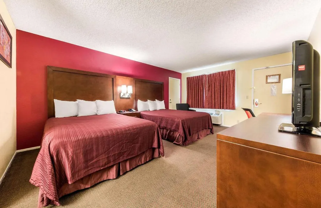 Econo Lodge-1